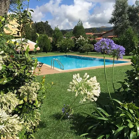 ゲストハウス Casa Cimo De Vila