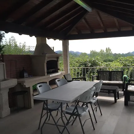 ゲストハウス Casa Cimo De Vila ファフェ